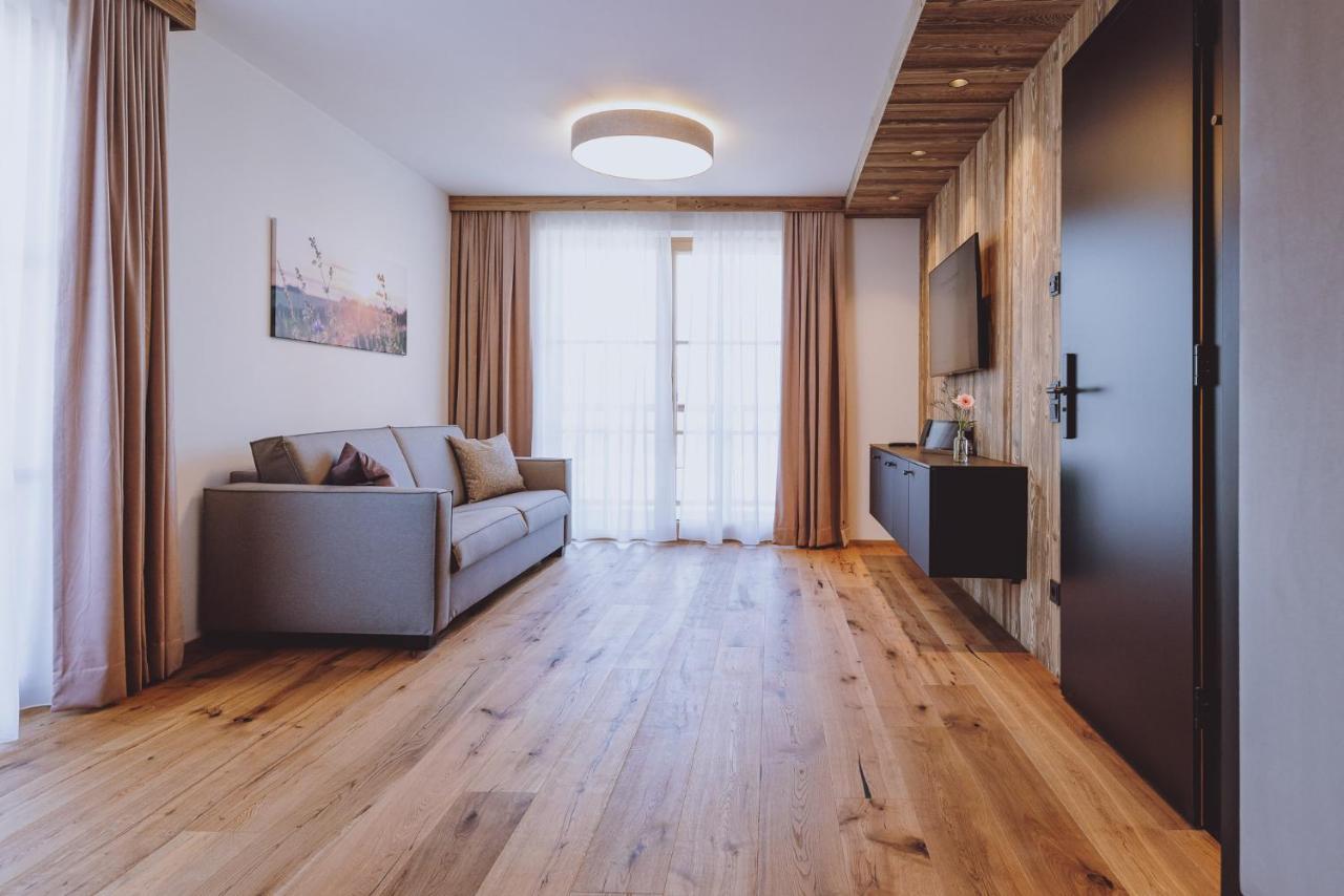Zaglgut Hotel-Chalets Wellness & Views With Summer Card Included カプルーン エクステリア 写真